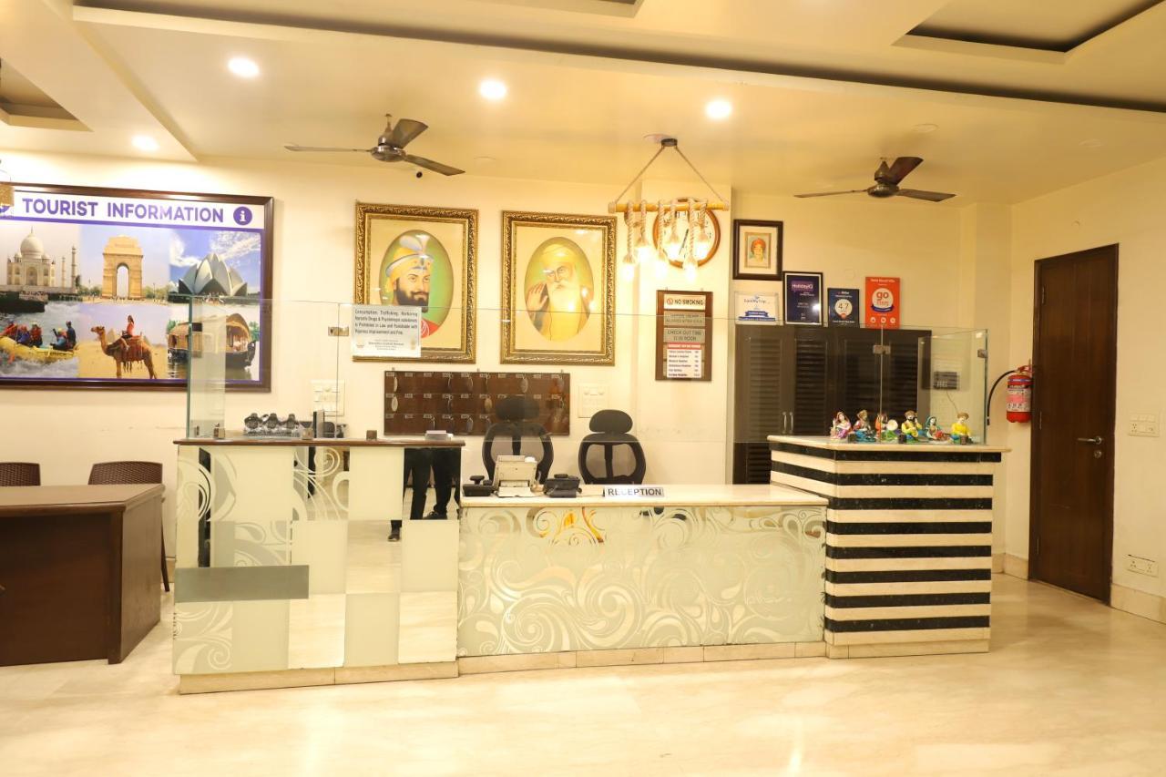 香缇别墅酒店 新德里 外观 照片